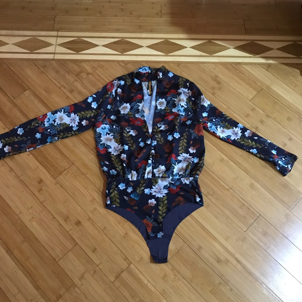 Long sleeve Zara bodysuit. New without tag.